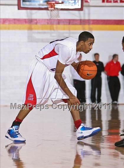 Thumbnail 3 in Archbishop John Carroll vs. Wheeling Park (Cancer Research Classic) photogallery.