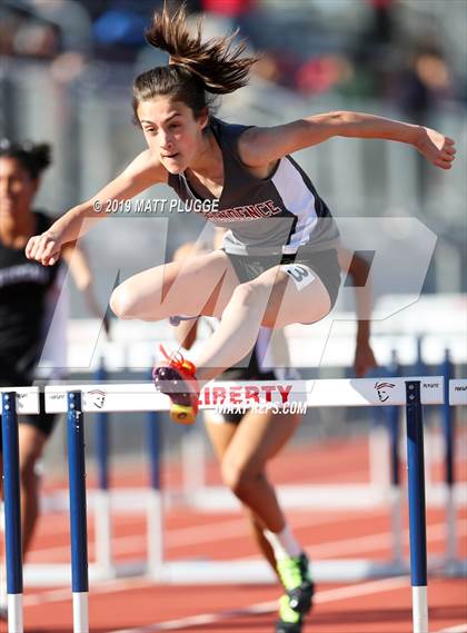 Thumbnail 1 in Kern Invitational photogallery.