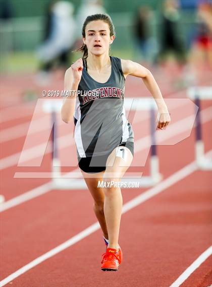 Thumbnail 3 in Kern Invitational photogallery.