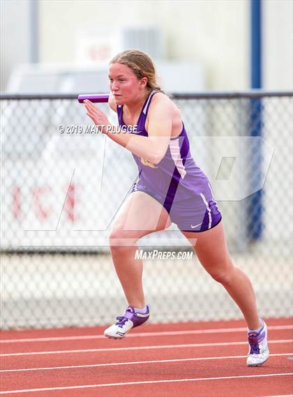 Thumbnail 2 in Kern Invitational photogallery.