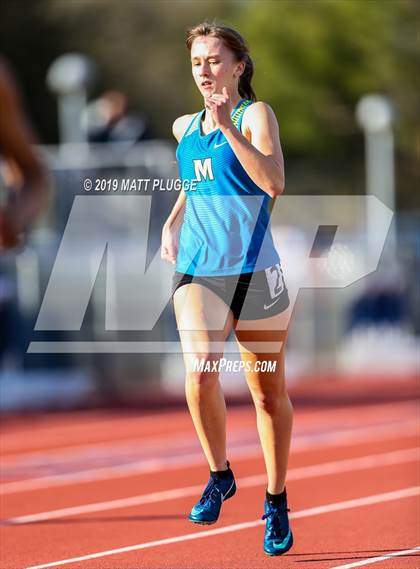 Thumbnail 2 in Kern Invitational photogallery.