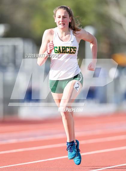 Thumbnail 1 in Kern Invitational photogallery.