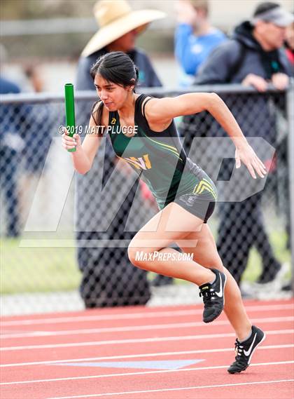 Thumbnail 2 in Kern Invitational photogallery.