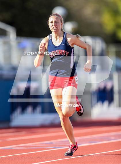Thumbnail 1 in Kern Invitational photogallery.