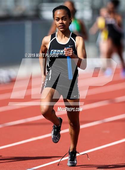 Thumbnail 2 in Kern Invitational photogallery.
