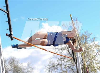 Thumbnail 3 in Kern Invitational photogallery.