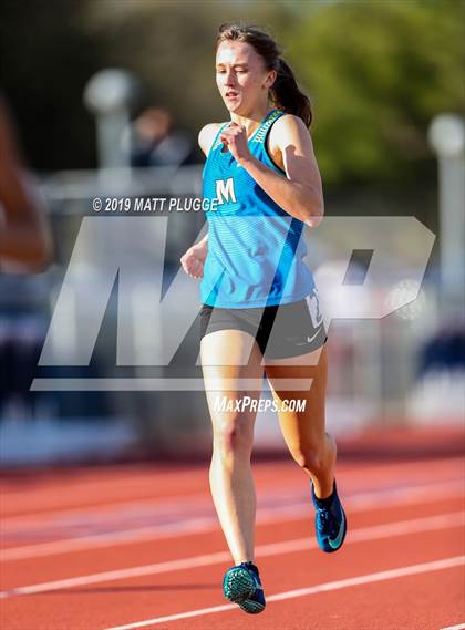 Thumbnail 3 in Kern Invitational photogallery.