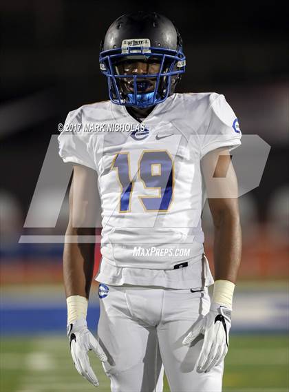 Thumbnail 3 in Crenshaw vs. Narbonne (CIF LACS Open Division Final) photogallery.