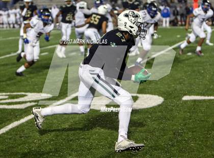 Thumbnail 3 in Crenshaw vs. Narbonne (CIF LACS Open Division Final) photogallery.