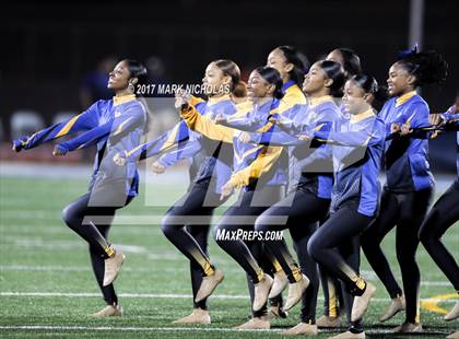 Thumbnail 1 in Crenshaw vs. Narbonne (CIF LACS Open Division Final) photogallery.