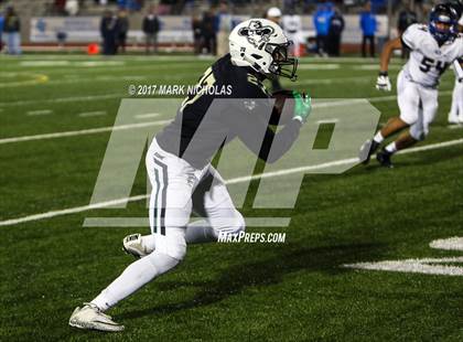 Thumbnail 1 in Crenshaw vs. Narbonne (CIF LACS Open Division Final) photogallery.
