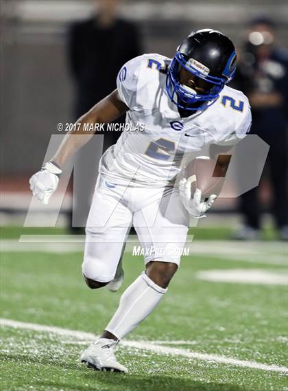 Thumbnail 2 in Crenshaw vs. Narbonne (CIF LACS Open Division Final) photogallery.