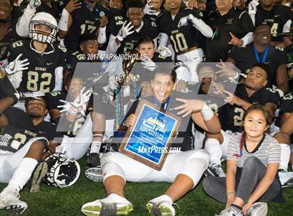 Thumbnail 1 in Crenshaw vs. Narbonne (CIF LACS Open Division Final) photogallery.