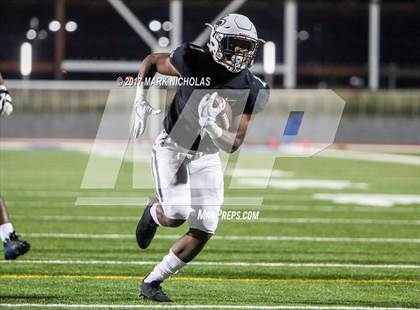 Thumbnail 2 in Crenshaw vs. Narbonne (CIF LACS Open Division Final) photogallery.
