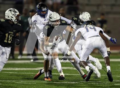 Thumbnail 3 in Crenshaw vs. Narbonne (CIF LACS Open Division Final) photogallery.
