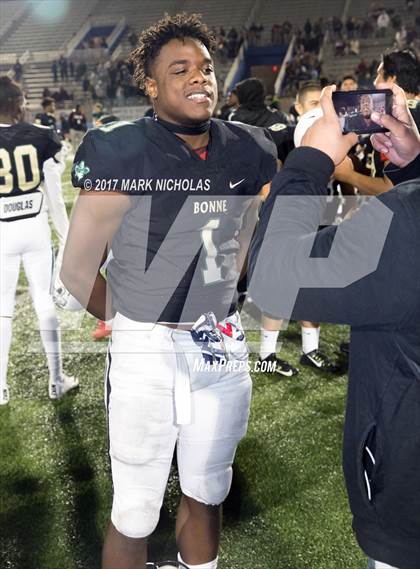 Thumbnail 1 in Crenshaw vs. Narbonne (CIF LACS Open Division Final) photogallery.