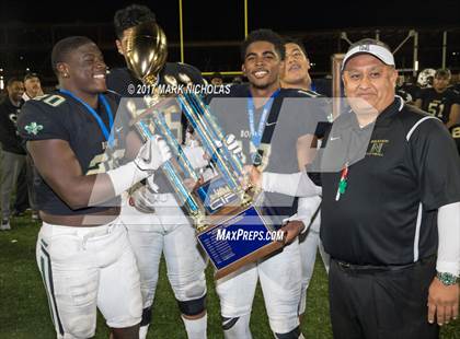 Thumbnail 1 in Crenshaw vs. Narbonne (CIF LACS Open Division Final) photogallery.