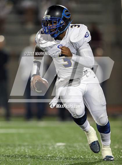 Thumbnail 1 in Crenshaw vs. Narbonne (CIF LACS Open Division Final) photogallery.