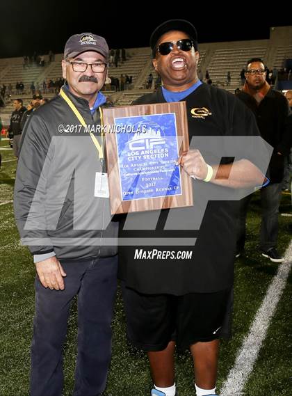 Thumbnail 1 in Crenshaw vs. Narbonne (CIF LACS Open Division Final) photogallery.