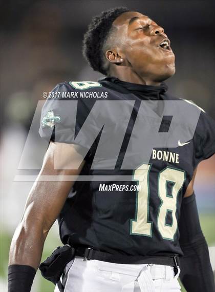 Thumbnail 2 in Crenshaw vs. Narbonne (CIF LACS Open Division Final) photogallery.