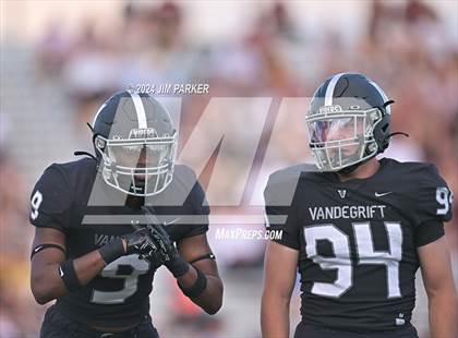 Thumbnail 1 in Dripping Springs @ Vandegrift photogallery.