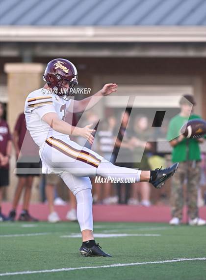 Thumbnail 3 in Dripping Springs @ Vandegrift photogallery.