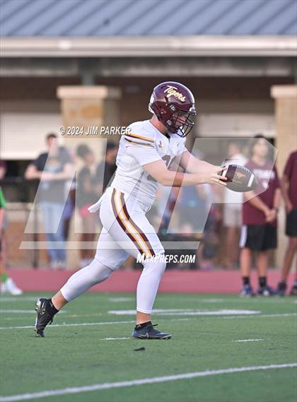 Thumbnail 2 in Dripping Springs @ Vandegrift photogallery.