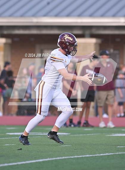 Thumbnail 3 in Dripping Springs @ Vandegrift photogallery.