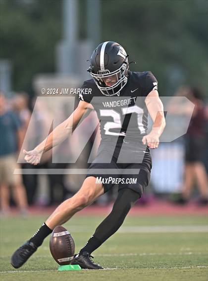 Thumbnail 1 in Dripping Springs @ Vandegrift photogallery.