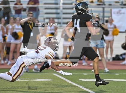 Thumbnail 3 in Dripping Springs @ Vandegrift photogallery.