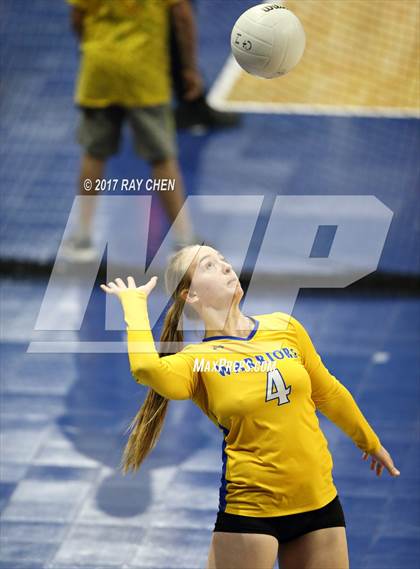 Thumbnail 1 in Briggsdale vs. Weldon Valley (CHSAA 1A Pool I Match 10) photogallery.