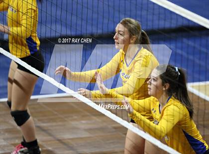 Thumbnail 2 in Briggsdale vs. Weldon Valley (CHSAA 1A Pool I Match 10) photogallery.