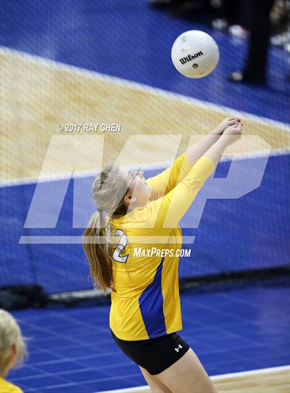 Thumbnail 2 in Briggsdale vs. Weldon Valley (CHSAA 1A Pool I Match 10) photogallery.