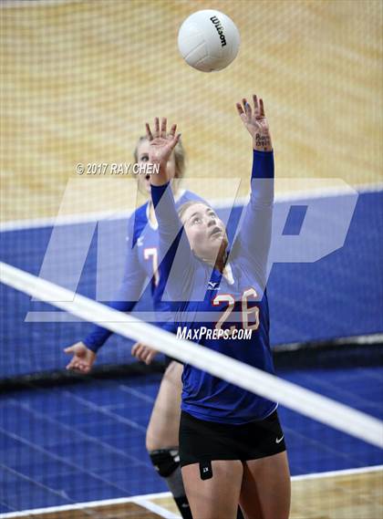 Thumbnail 2 in Briggsdale vs. Weldon Valley (CHSAA 1A Pool I Match 10) photogallery.