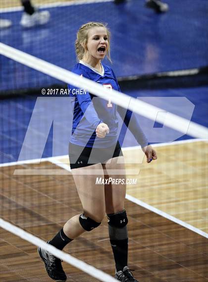 Thumbnail 1 in Briggsdale vs. Weldon Valley (CHSAA 1A Pool I Match 10) photogallery.
