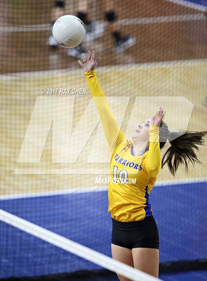 Thumbnail 1 in Briggsdale vs. Weldon Valley (CHSAA 1A Pool I Match 10) photogallery.