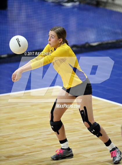 Thumbnail 3 in Briggsdale vs. Weldon Valley (CHSAA 1A Pool I Match 10) photogallery.