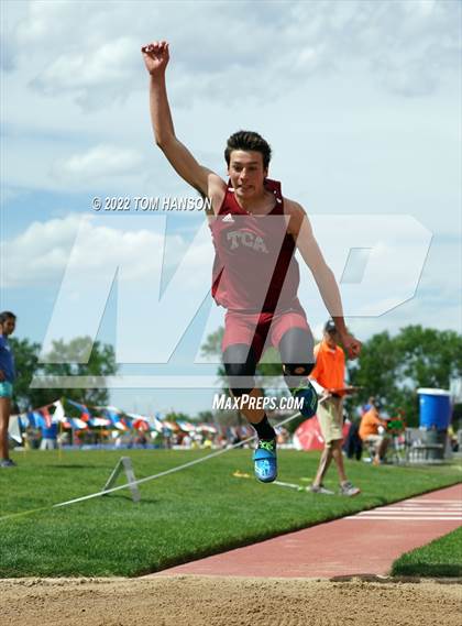 Thumbnail 1 in CHSAA 3A Championships (Triple Jump) photogallery.