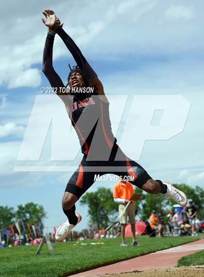 Thumbnail 2 in CHSAA 3A Championships (Triple Jump) photogallery.