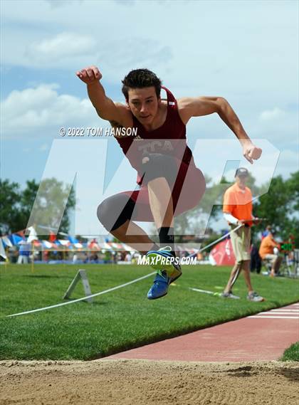 Thumbnail 2 in CHSAA 3A Championships (Triple Jump) photogallery.