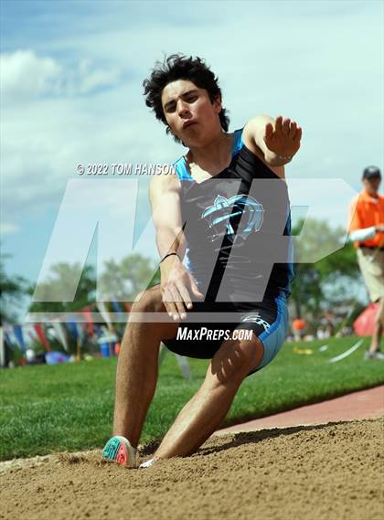 Thumbnail 2 in CHSAA 3A Championships (Triple Jump) photogallery.