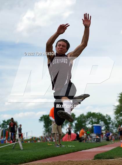 Thumbnail 1 in CHSAA 3A Championships (Triple Jump) photogallery.