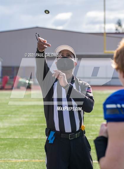 Thumbnail 1 in Riverside @ Eatonville (WIAA 1A Quarter Final) photogallery.
