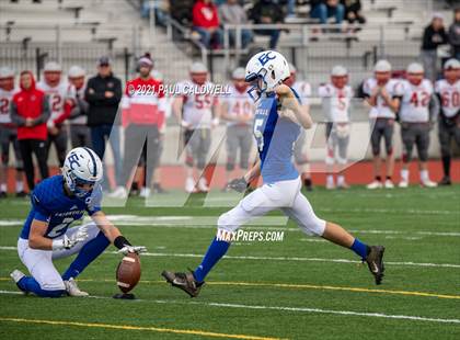 Thumbnail 3 in Riverside @ Eatonville (WIAA 1A Quarter Final) photogallery.