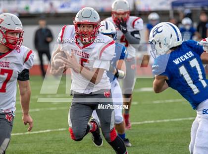 Thumbnail 1 in Riverside @ Eatonville (WIAA 1A Quarter Final) photogallery.