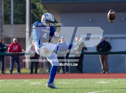 Thumbnail 3 in Riverside @ Eatonville (WIAA 1A Quarter Final) photogallery.