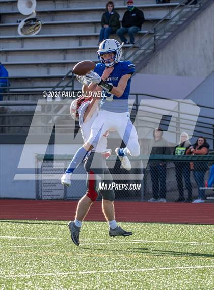 Thumbnail 1 in Riverside @ Eatonville (WIAA 1A Quarter Final) photogallery.
