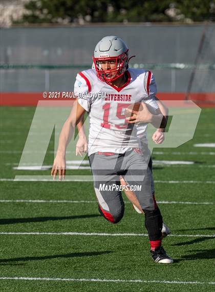 Thumbnail 3 in Riverside @ Eatonville (WIAA 1A Quarter Final) photogallery.