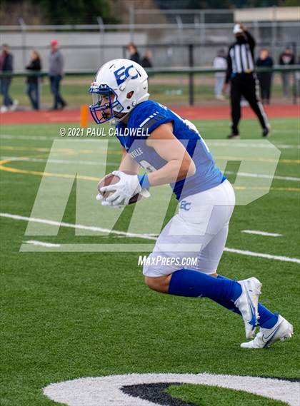 Thumbnail 3 in Riverside @ Eatonville (WIAA 1A Quarter Final) photogallery.