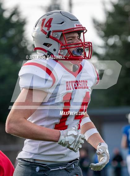 Thumbnail 3 in Riverside @ Eatonville (WIAA 1A Quarter Final) photogallery.